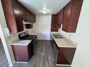 119 E Water St in Anaheim, CA - Building Photo - Building Photo