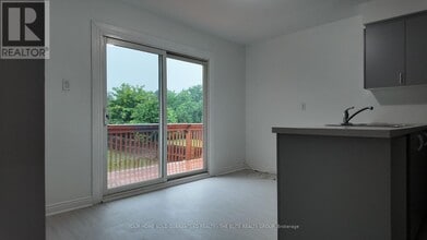 74 David St in Brampton, ON - Building Photo - Building Photo