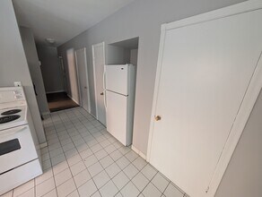 111 Pinecrest Dr in Dartmouth, NS - Building Photo - Building Photo