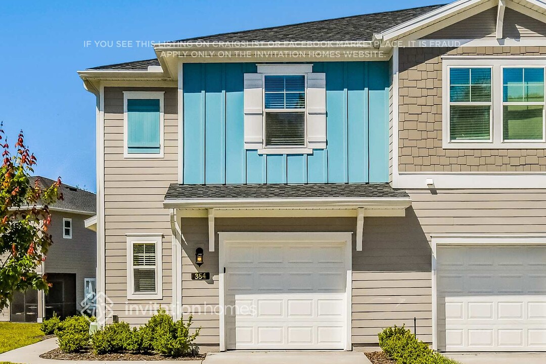 354 Cherry Ridge Dr in Orange Park, FL - Building Photo