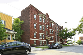 Harp Apartments in Cleveland, OH - Building Photo - Building Photo