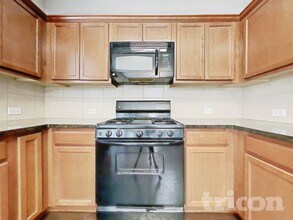 24718 Lakecrest Creek Dr in Katy, TX - Building Photo - Building Photo