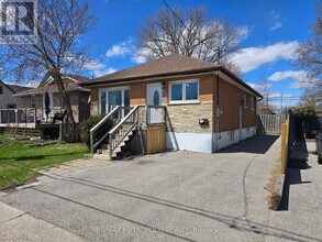 238 Toronto Ave in Oshawa, ON - Building Photo - Building Photo