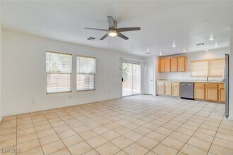 8216 Calico Wind St in Las Vegas, NV - Building Photo - Building Photo