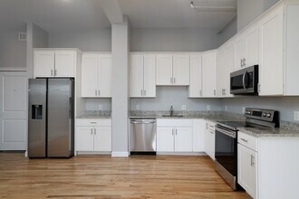 20 Locust St in Danvers, MA - Building Photo - Interior Photo