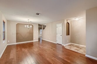 1824 Cambridge Blue in San Antonio, TX - Building Photo - Building Photo