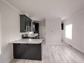 6656 Pentz Rd in Paradise, CA - Building Photo - Building Photo