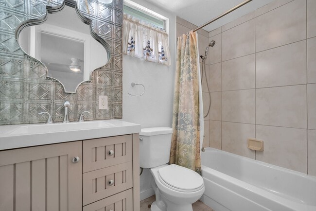 1623 Fletcher St in Hollywood, FL - Building Photo - Building Photo