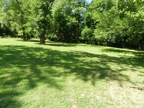 204 Dyer Dr in Waynesville, MO - Building Photo - Building Photo