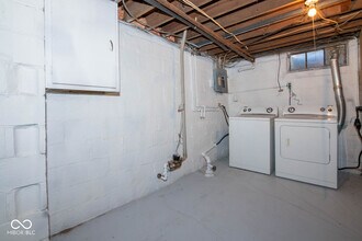 4923 Carvel Ave in Indianapolis, IN - Building Photo - Building Photo