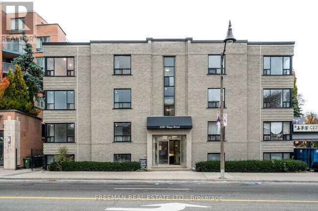 property at 2707 Yonge St