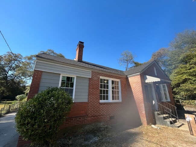 2106 S Andrews Cir in Columbus, GA - Building Photo - Building Photo