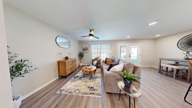 The Woods Townhomes in Springfield, MO - Building Photo - Building Photo