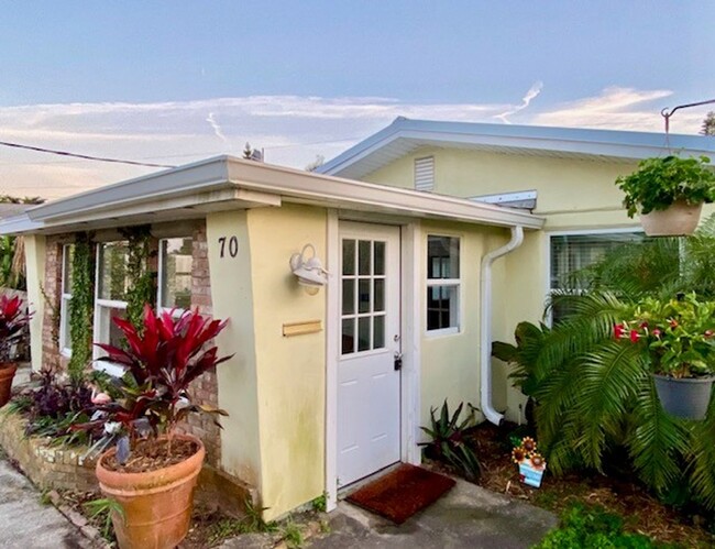 70 Brooks Dr in Ormond Beach, FL - Building Photo - Building Photo