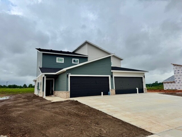 property at 1703 SW Poigai Wy