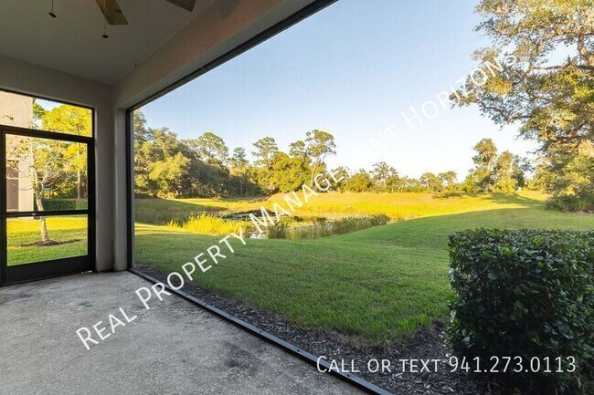 2483 Midnight Pearl Dr in Sarasota, FL - Foto de edificio - Building Photo