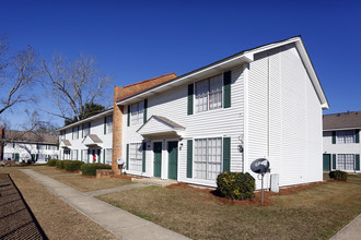 Arbor Green Apartments in Bay Minette, AL - Foto de edificio - Building Photo