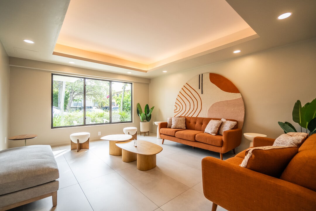 6960 Rue Vendome in Miami Beach, FL - Foto de edificio