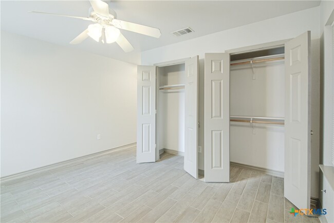 property at 959 E Mountain St