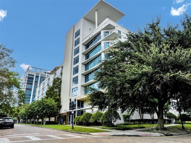 property at 525 E Jackson St