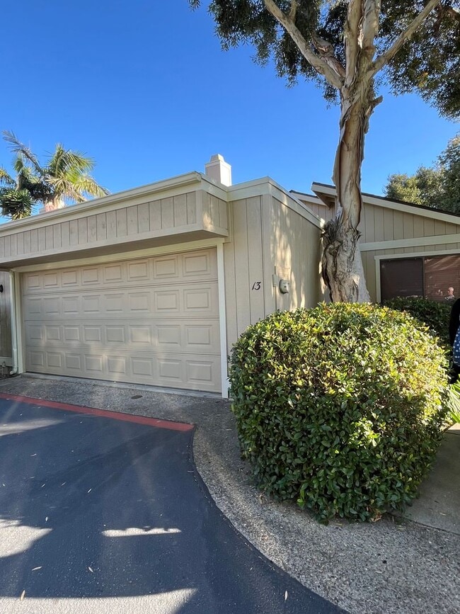 2250 King Ct in San Luis Obispo, CA - Building Photo - Building Photo