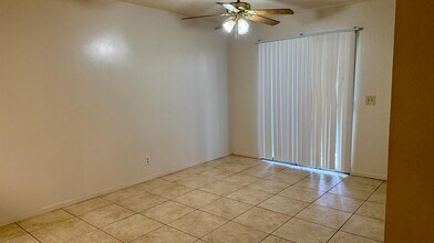125 Skaggs St in Lemoore, CA - Building Photo - Building Photo