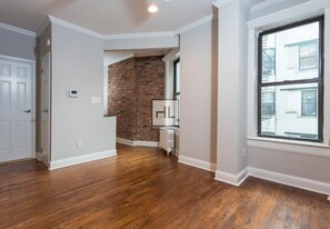 E 13TH ST. in New York, NY - Building Photo