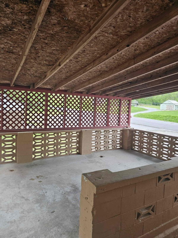 155 Midway Dr in Oliver Springs, TN - Building Photo - Building Photo