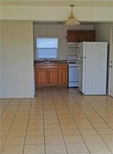 205 N Little Flower Rd in El Paso, TX - Building Photo - Building Photo