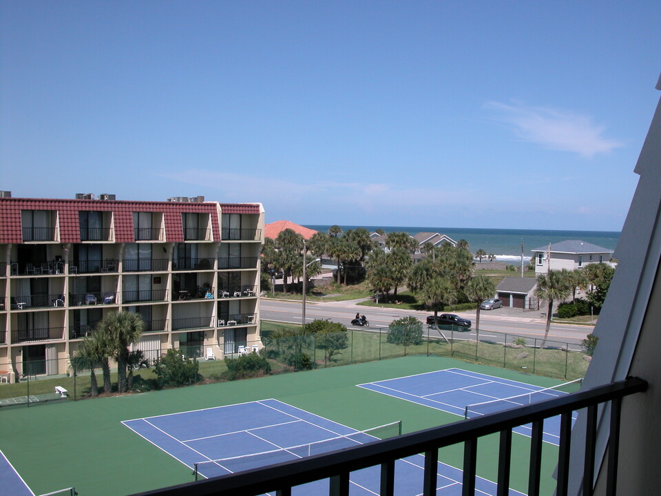 1429 N Atlantic Ave, Unit 433 in Daytona Beach, FL - Foto de edificio