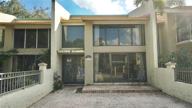 741 E Coco Plum Cir in Plantation, FL - Building Photo - Building Photo