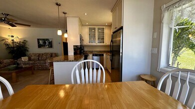 2960 Cynthia Ln in Lake Worth Beach, FL - Building Photo - Building Photo