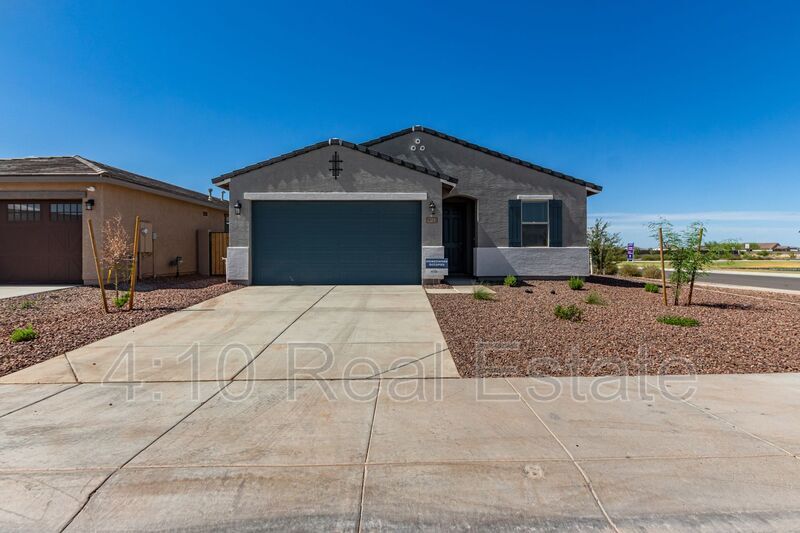 19120 N Silver Dog Way in Maricopa, AZ - Foto de edificio