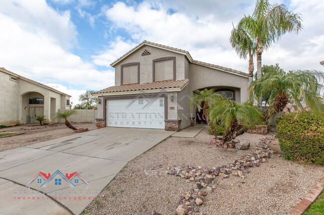 property at 2805 S Abbey Cir