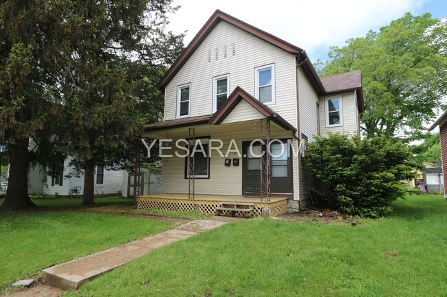 property at 421 S Garfield Ave