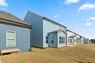 4068 Annsbury Ct in Lilburn, GA - Building Photo - Building Photo