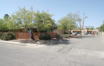 341-349 E Calle Arizona in Tucson, AZ - Building Photo - Building Photo