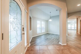 13323 Lake Passage Ln in Houston, TX - Building Photo - Building Photo