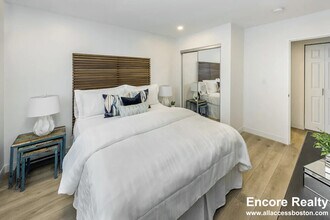 10 Camelot Ct, Unit 10-6K in Boston, MA - Foto de edificio - Building Photo