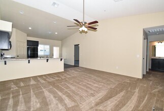 7273 E 39th St in Yuma, AZ - Building Photo - Building Photo