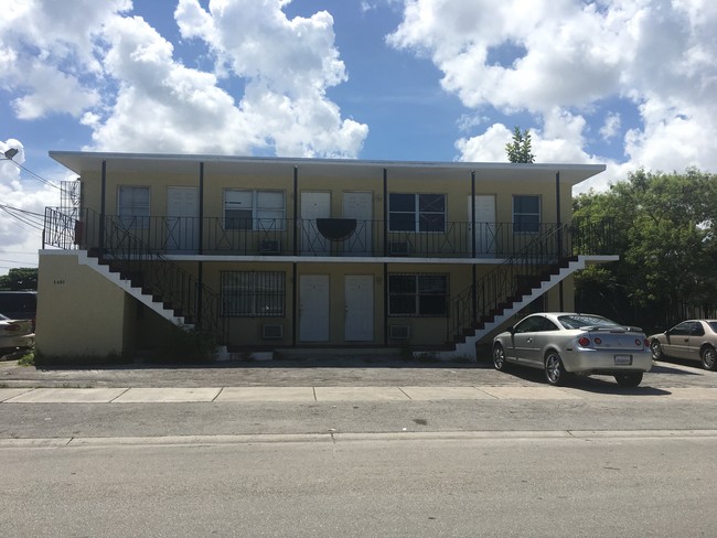 1401 NW 60th St in Miami, FL - Building Photo - Building Photo