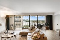 2 Grove Isle Dr, Unit B1106 in Miami, FL - Building Photo - Building Photo