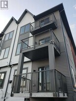 2635 William Jackson Dr in Pickering, ON - Building Photo