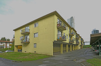 Villa Del Mar in Burnaby, BC - Building Photo - Building Photo