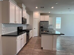 5463 Alvar Lp in Antioch, CA - Building Photo - Building Photo