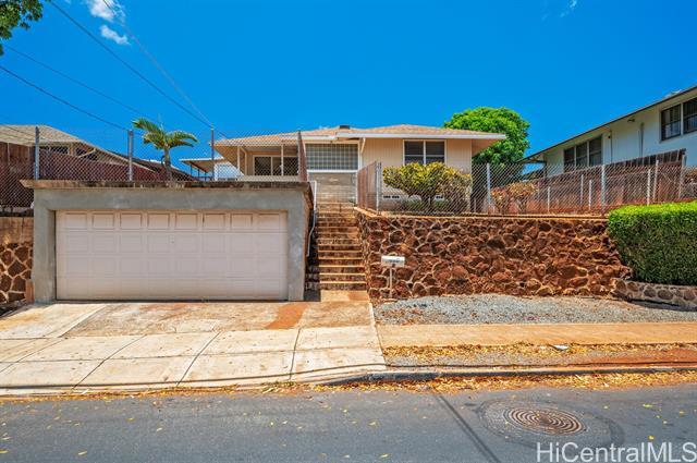 930 16th Ave in Honolulu, HI - Building Photo - Building Photo