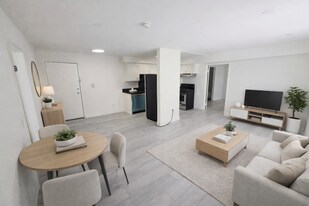 843 S Ardmore Ave, Unit 102 in Los Angeles, CA - Building Photo