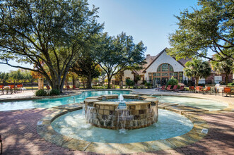 Settler's Gate in Allen, TX - Foto de edificio - Building Photo