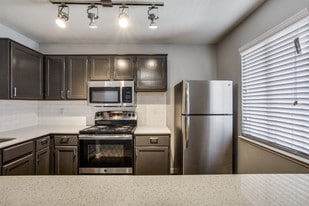 The Mark at 2600 in Arlington, TX - Building Photo