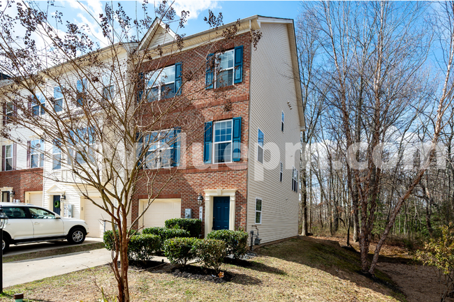 7016 Dannfield Ct in Glen Burnie, MD - Building Photo - Building Photo